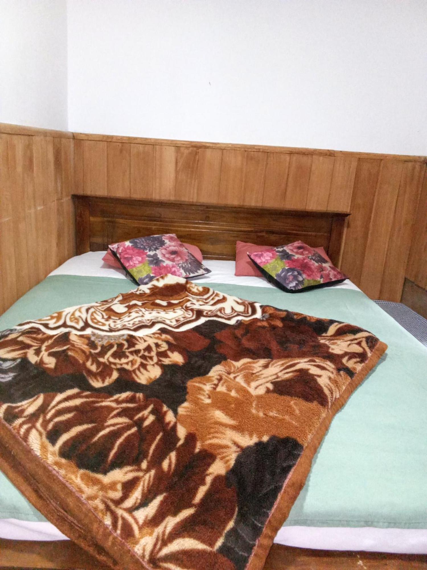 The Paulwood Cabana And Bungalow Нувара-Элия Номер фото